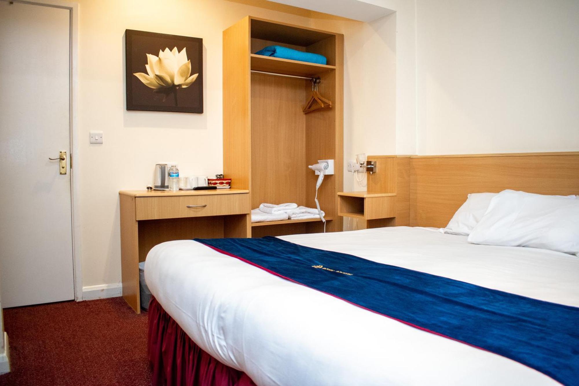 Royal Square Hotel - Nec & Birmingham Airport Marston Green Ngoại thất bức ảnh